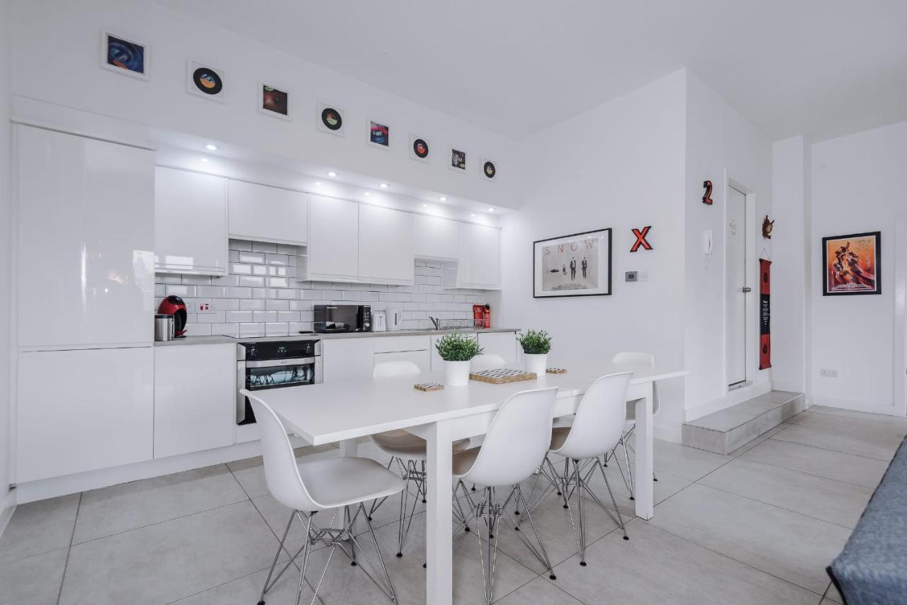Host & Stay - The Musician'S Apartment With Grand Piano 리버풀 외부 사진